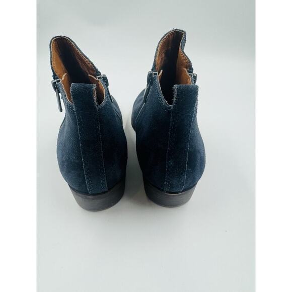 Lucky Brand side zip blue suede ankle booties. Size 7m - Picture 5 of 7